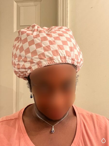 Satin-Lined Flexible Shower Cap – Waterproof, Frizz-Free, & Fashion-Forward